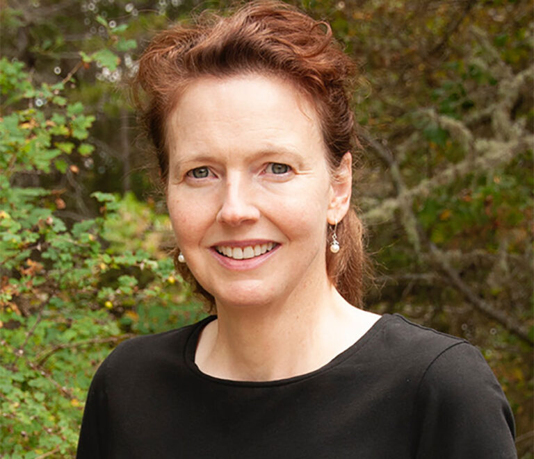 Photo of Victoria Compton